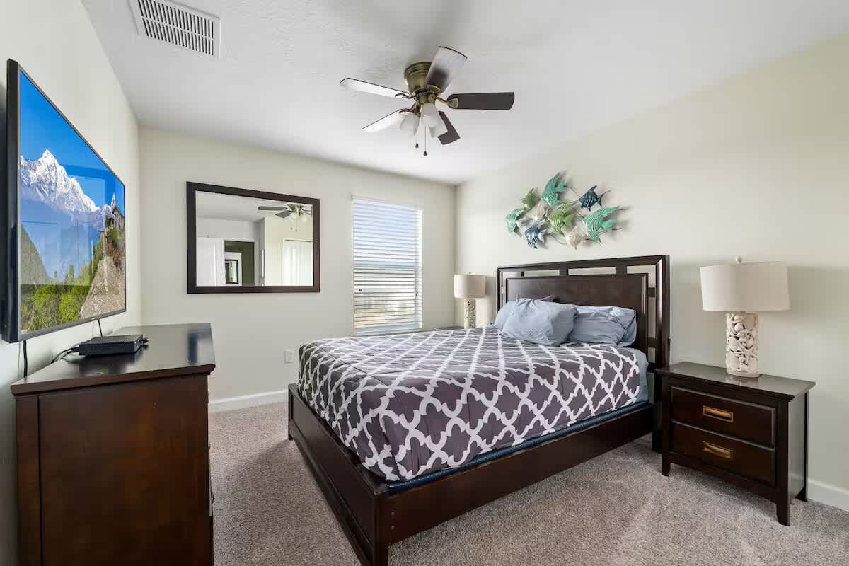 9045 Hazard — Photo 53