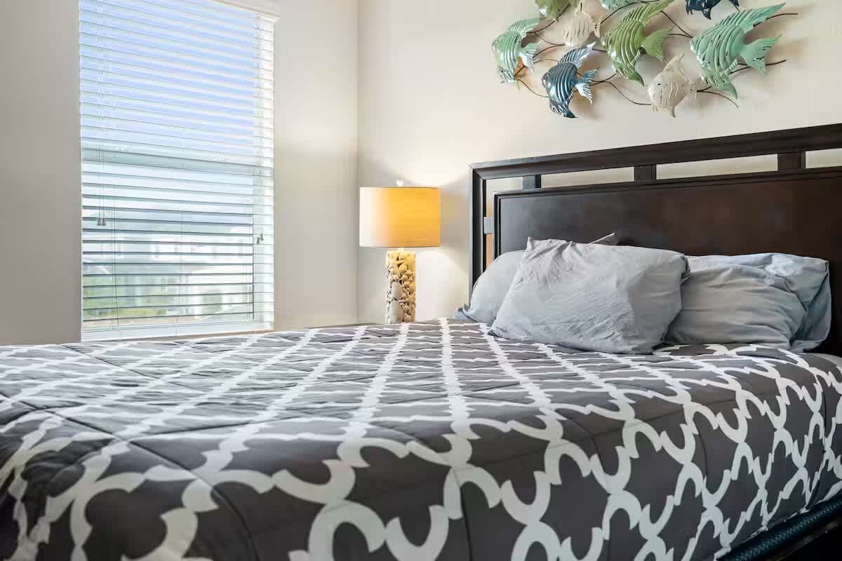 9045 Hazard — Photo 68