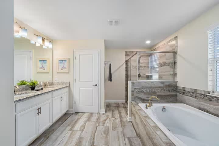 9045 Hazard — Photo 71